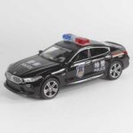 مشخصات ماشین بازی مدل ب ام و پلیس مدل BMW M8 0525